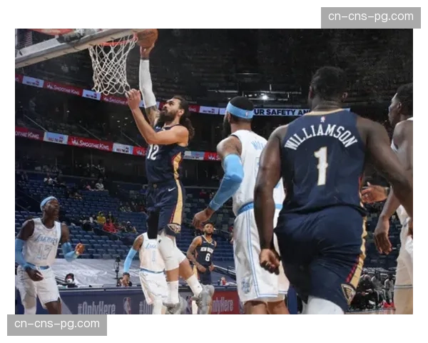 高位防守滑步调整训练方案:防内线接球的关键技术与实战应用 高位防守滑步调整训练方案:防内线接球的关键技术与实战应用