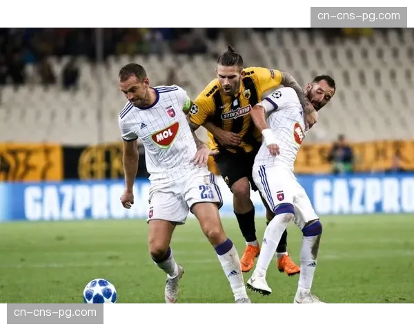 佛罗伦萨公布欧协联大名单,联赛或将进行大规模轮换 佛罗伦萨公布欧协联大名单,联赛或将进行大规模轮换