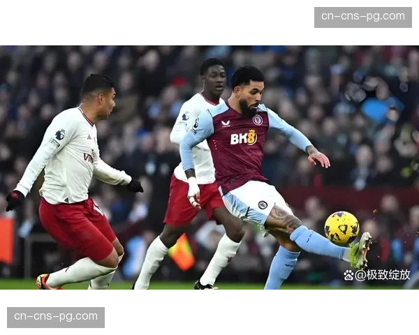 深度复盘：阿斯顿维拉如何利用两次精准的右侧角球攻克曼联防线